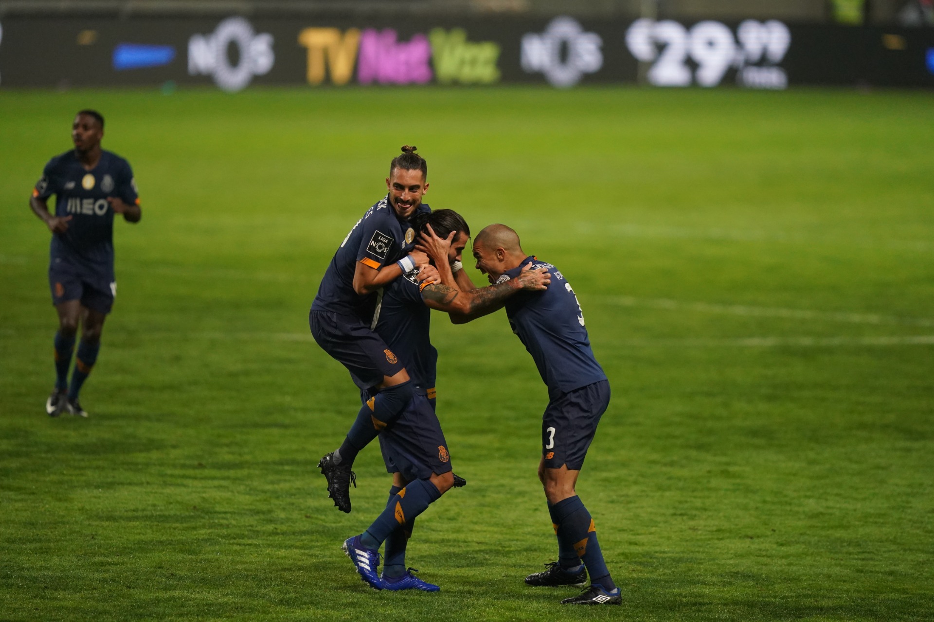 чемпионат португалии в сезоне 15-16. боавишта чемпионат португалии. порту боавишта личные встречи. боавишта чемпионат португалии. фабиу кардозу порту.