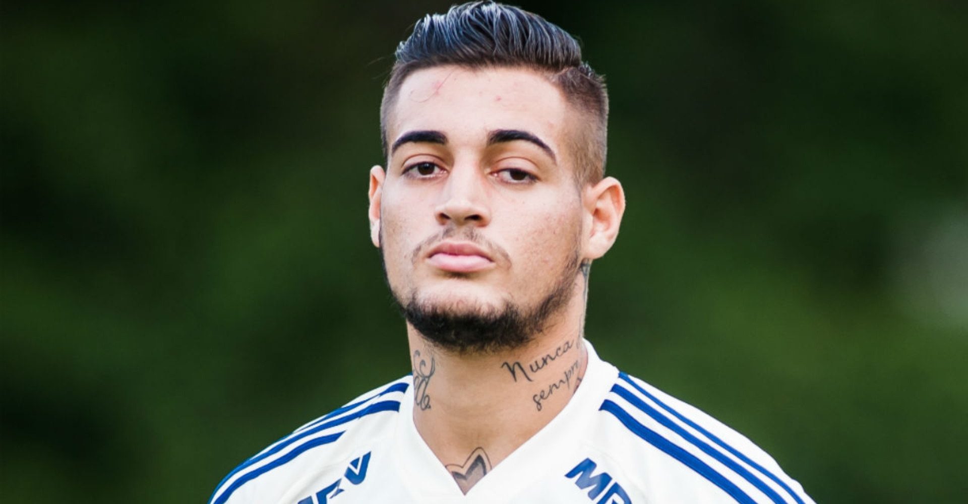 É DESTAQUE NO BRASILEIRÃO E INTERESSA AO FC PORTO (VÍDEO)