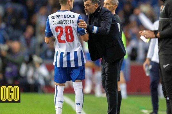 Fotografia de Bruno Costa no FC Porto vs Braga torna-se VIRAL