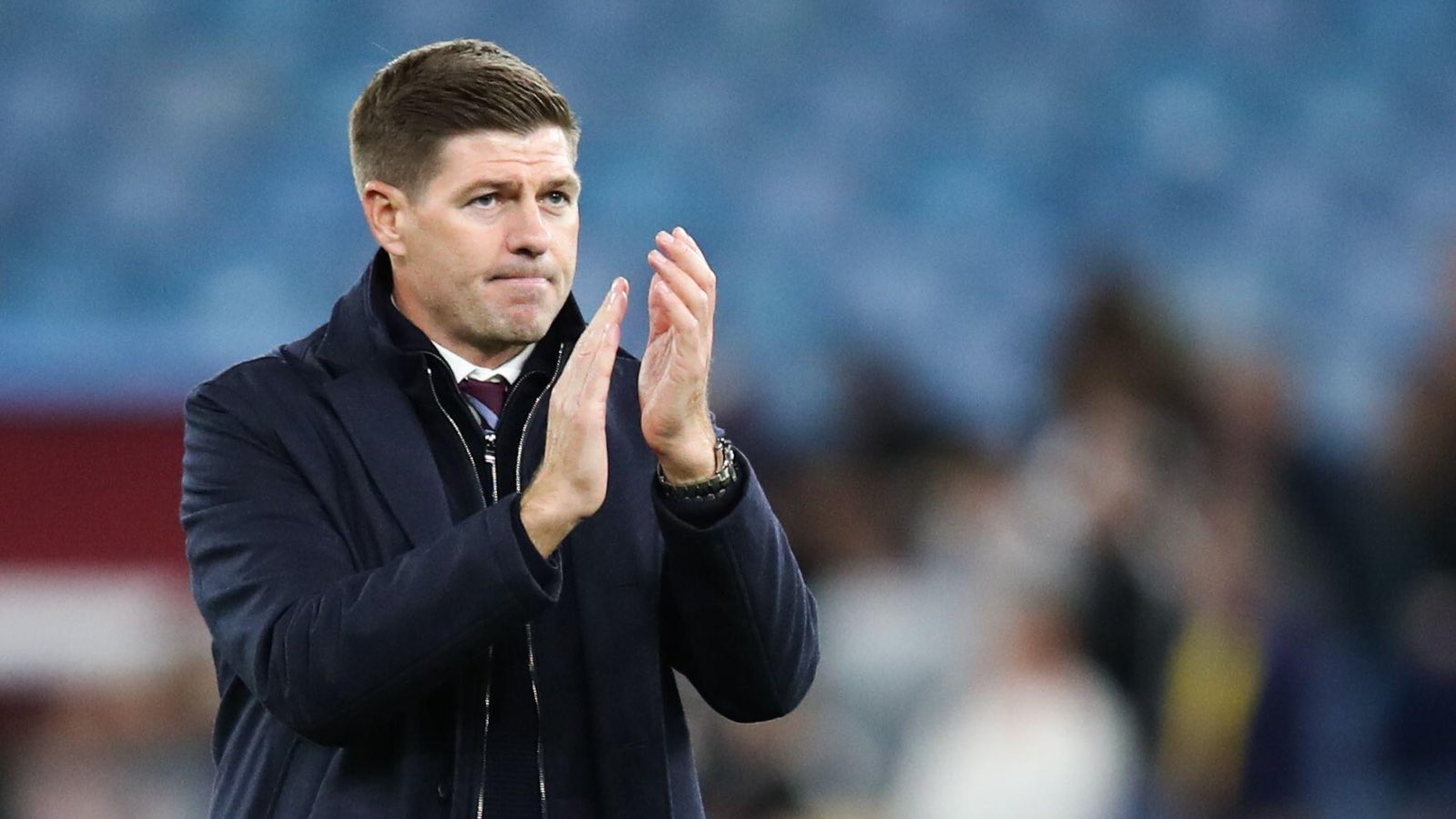 Gerrard volta a equipar filho à Porto