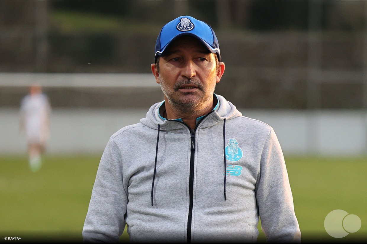 OFICIAL António Folha deixa o FC Porto Portistas Oficial