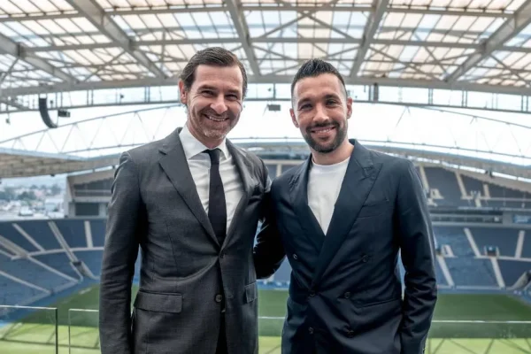 OFICIAL: Farioli é o novo treinador do FC Porto e deixa aviso aos jogadores