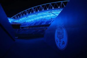 FC Porto assinala Dia Mundial do AVC e ILUMINA o Dragão (FOTOS)